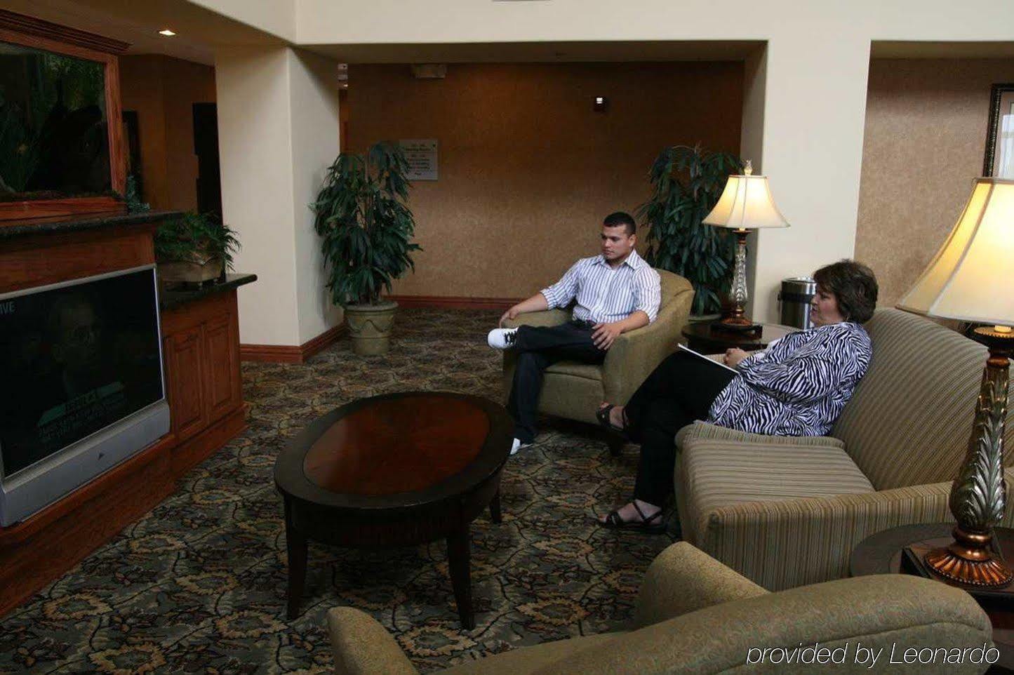 Hampton Inn And Suites-Браунсвилл Номер фото